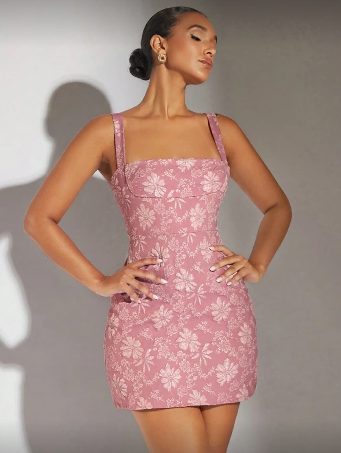 Woven Jacquard Pleated Sleeveless Mini Dress With Thick Shoulder Strap And Back Strap